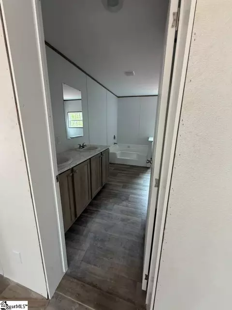 34 Foxfire Dr, Laurens, SC 29360 photo 7