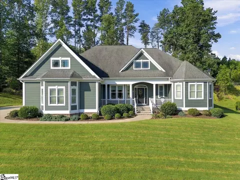 9 Tee Box Ln, Travelers Rest, SC 29690