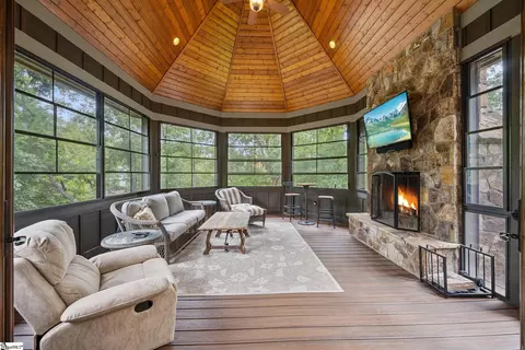 Exterior - 270 Long Ridge Rd, Sunset, SC 29685 photo 6 of 10