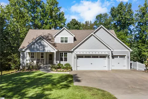 40 Mccarrell Rd, Travelers Rest, SC 29690