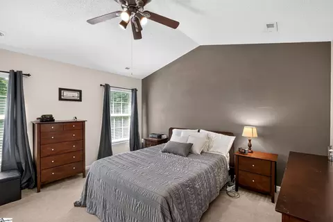 Bedroom - 615 Eldredge Ct, Moore, SC 29369 photo 5 of 8