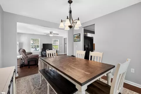 Dining - 615 Eldredge Ct, Moore, SC 29369 photo 2 of 2
