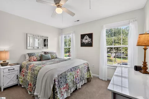 Bedroom - 615 Eldredge Ct, Moore, SC 29369 photo 3 of 8