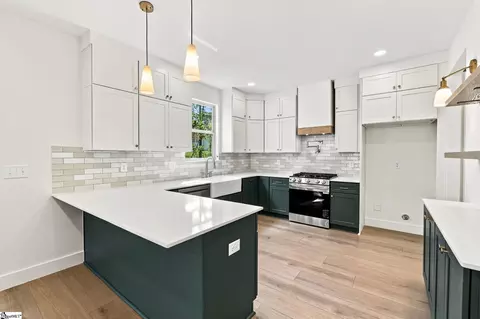 Kitchen - 148 Fox Run Cir, Greer, SC 29651 photo 1 of 5