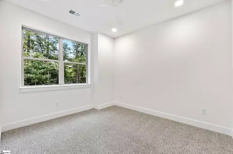 Bedroom - 148 Fox Run Cir, Greer, SC 29651 photo 3 of 6