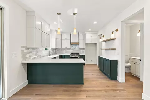 Kitchen - 148 Fox Run Cir, Greer, SC 29651 photo 5 of 5