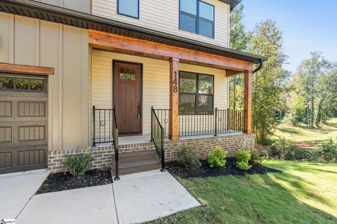 Exterior - 148 Fox Run Cir, Greer, SC 29651 photo 4 of 10