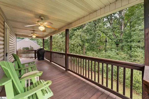 Exterior - 700 Twilight Ct, Seneca, SC 29672 photo 3 of 8