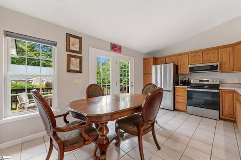 Dining - 700 Twilight Ct, Seneca, SC 29672 photo 1 of 2