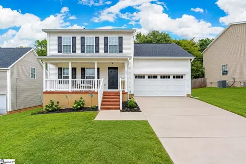 Exterior - 317 Hampton Ridge Dr, Greer, SC 29651 photo 2 of 9