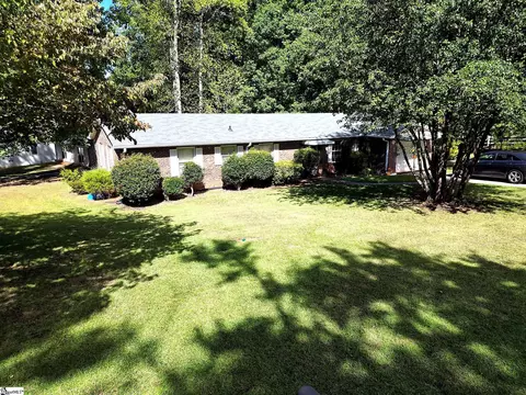 300 Colony Rd, Travelers Rest, SC 29690