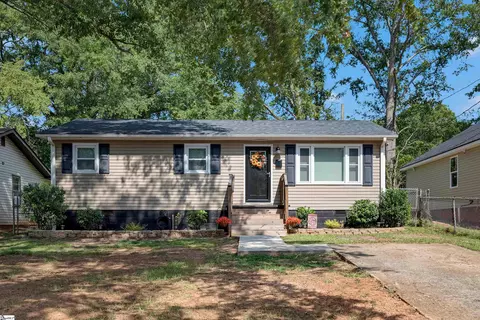 130 Everett St, Spartanburg, SC 29306