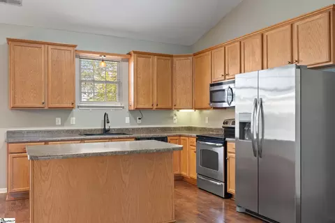 Kitchen - 9 Tack Ln, Greer, SC 29650 photo 2 of 5