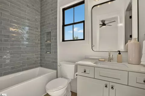 Bath - 3812 Pennington Rd, Greer, SC 29651 photo 3 of 5