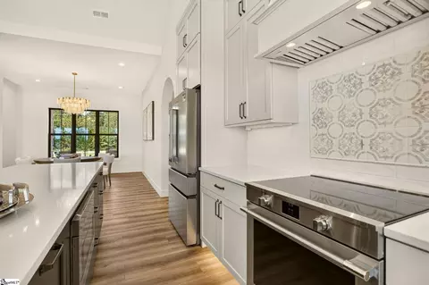 Kitchen - 3812 Pennington Rd, Greer, SC 29651 photo 4 of 6