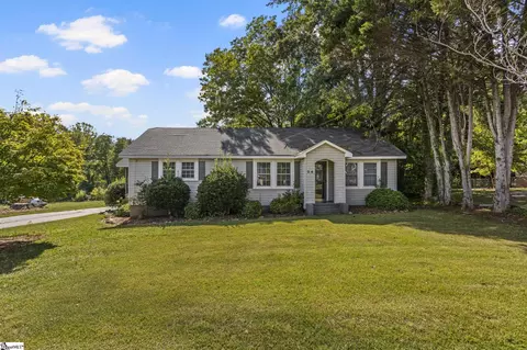 24 Enoree Rd, Travelers Rest, SC 29690