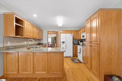 Kitchen - 314 Camperdown Ct, Easley, SC 29642 photo 1 of 5