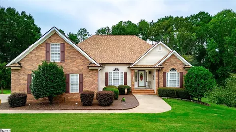 Exterior - 314 Camperdown Ct, Easley, SC 29642 photo 2 of 6