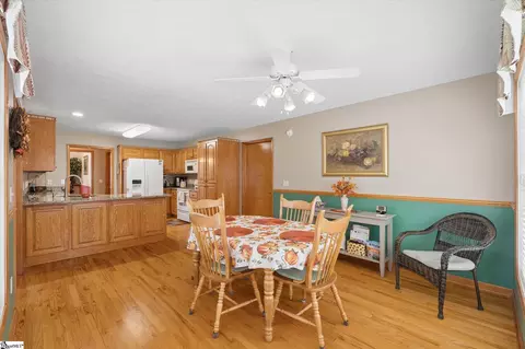 Dining - 314 Camperdown Ct, Easley, SC 29642 photo 1 of 4