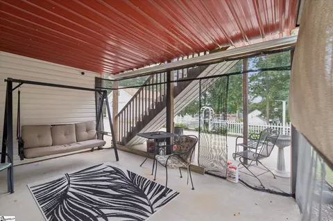 Exterior - 314 Camperdown Ct, Easley, SC 29642 photo 4 of 6
