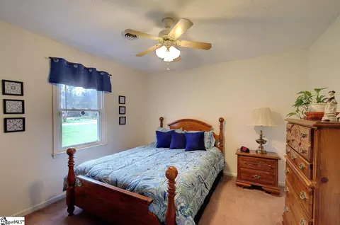 Bedroom - 13 Dacus Dr, Williamston, SC 29697 photo 3 of 4