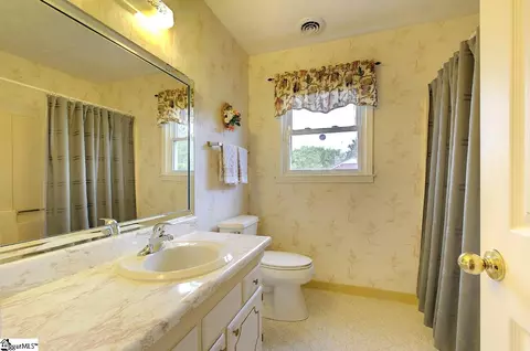 Bath - 13 Dacus Dr, Williamston, SC 29697 photo 2 of 2