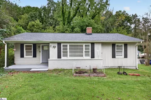328 Merideth Cir, Spartanburg, SC 29306