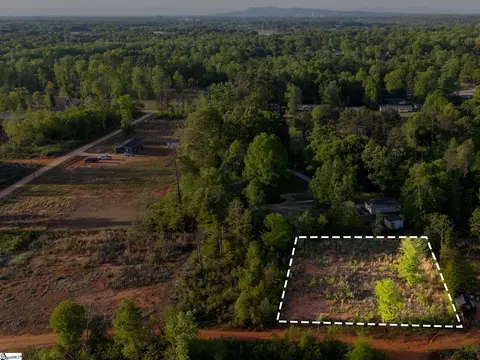 00 Englewood Dr, Greenville, SC 29605