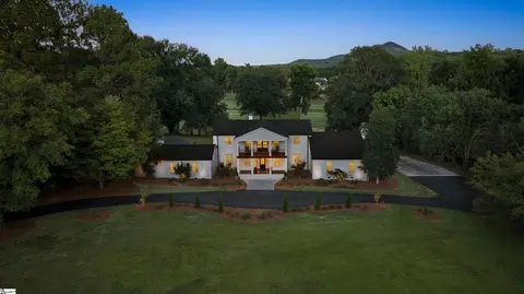 405 Foot Hills Rd, Greenville, SC 29617