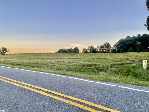 000 Pea Ridge Rd, Mill Spring, NC 28756 photo 2