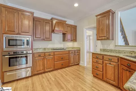 Kitchen - 507 Carrickmore Ct, Moore, SC 29369 photo 3 of 3