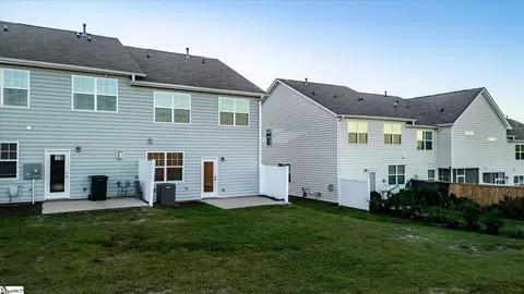Exterior - 320 E Compass Way, Easley, SC 29640 photo 4 of 5