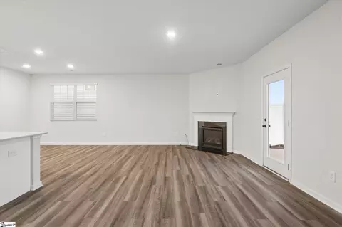 Living - 320 E Compass Way, Easley, SC 29640 photo 3 of 4