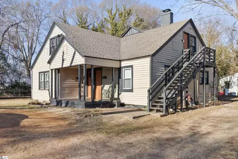 211 California Ave, Spartanburg, SC 29303