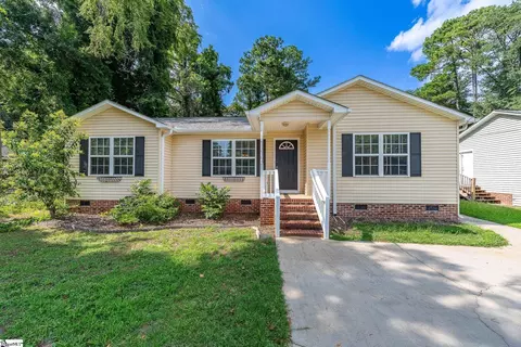 Exterior - 513 E Orr St, Anderson, SC 29621 photo 2 of 7