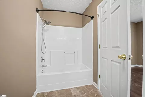 Bath - 513 E Orr St, Anderson, SC 29621 photo 2 of 2