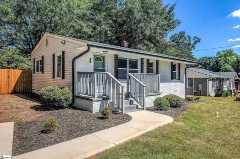 49 Tuskegee Ave, Greenville, SC 29607