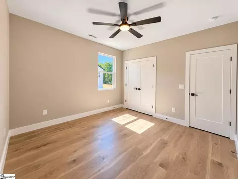 Bedroom - 488 Skyline Dr, Campobello, SC 29322 photo 5 of 11