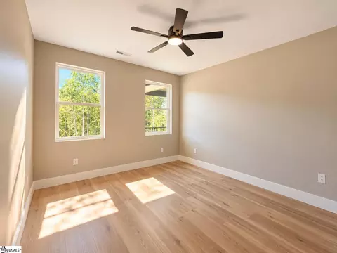 Bedroom - 488 Skyline Dr, Campobello, SC 29322 photo 10 of 11