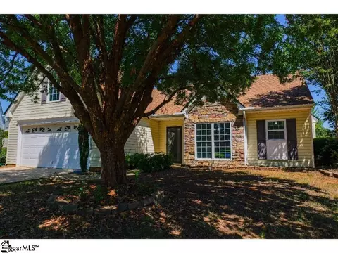 516 Thurston Ct, Woodruff, SC 29388