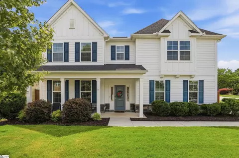 400 Blue Peak Ct, Greer, SC 29650