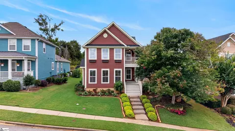 102 Ridenour Ave, Greenville, SC 29617