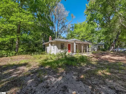 214 2nd St, Greenville, SC 29605