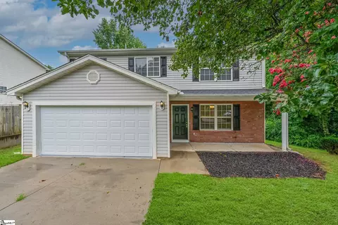 101 Kingscreek Dr, Greer, SC 29650