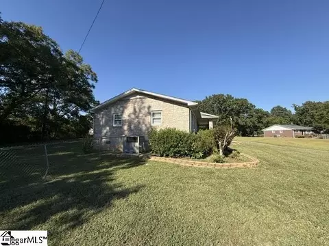 Other - 8 Henry Ave, Honea Path, SC 29654 photo 4 of 4