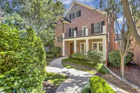 705 E Mcbee Ave, Greenville, SC 29601
