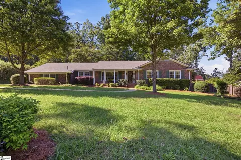 101 Jamestown Dr, Greenville, SC 29615