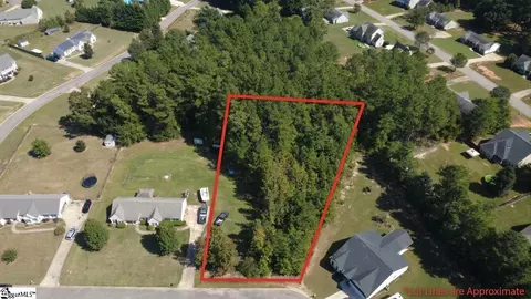 111 Irish Moss Dr, Williamston, SC 29697