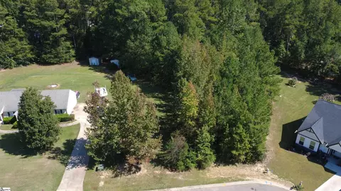 111 Irish Moss Dr, Williamston, SC 29697 photo 3