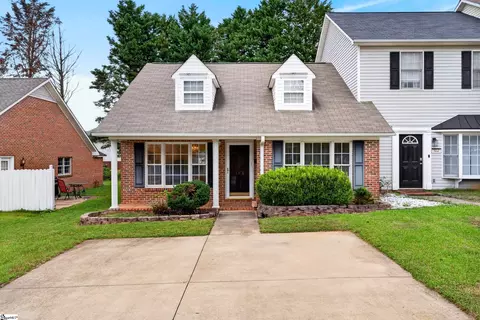 366 W Pointe Dr, Spartanburg, SC 29301